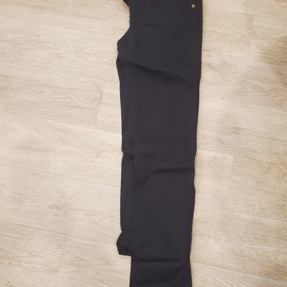 28 guess pants